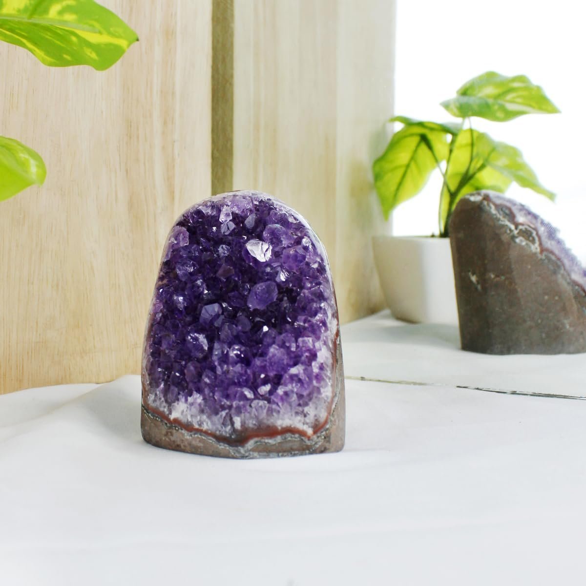 Amethyst-Cluster-2-500-600-Gm.jpg